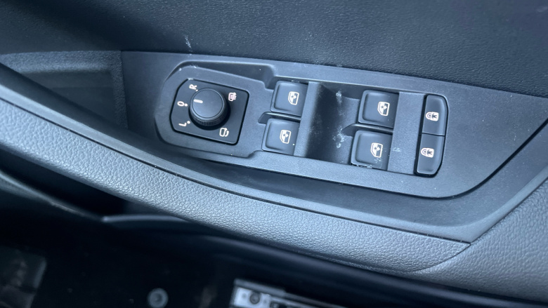 Skoda Karoq 1.0 TSI 116 SE Drive 5dr Petrol Estate